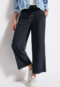Wide Leg Hose