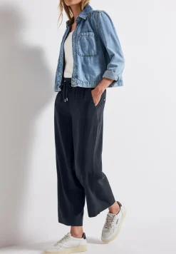 Wide Leg Hose