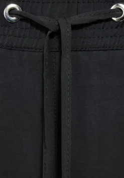 Wide Leg Hose