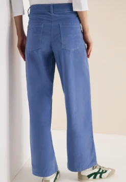 Wide Leg Hose