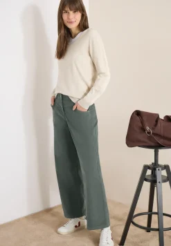 Wide Leg Hose
