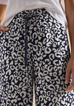 Wide Leg Hose im Loose Fit mit Leo-Print