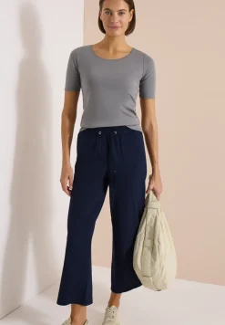 Wide Leg Hose in Seersuckerqualität
