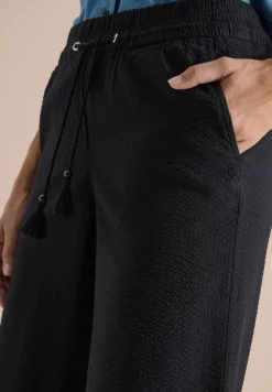 Wide Leg Hose in Seersuckerqualität