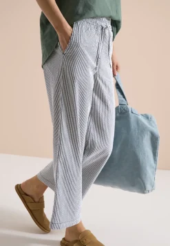 Wide Leg Hose in Seersuckerqualität