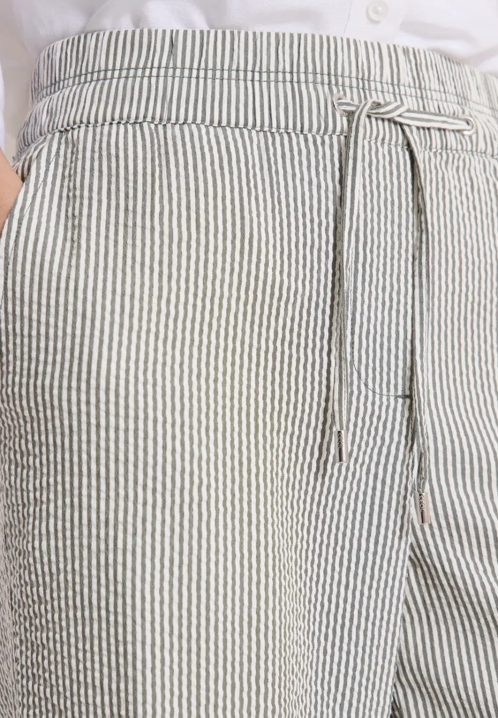 Wide Leg Hose in Seersuckerqualität