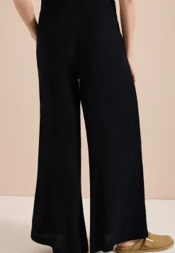 Wide Leg Hose mit Crepe Struktur