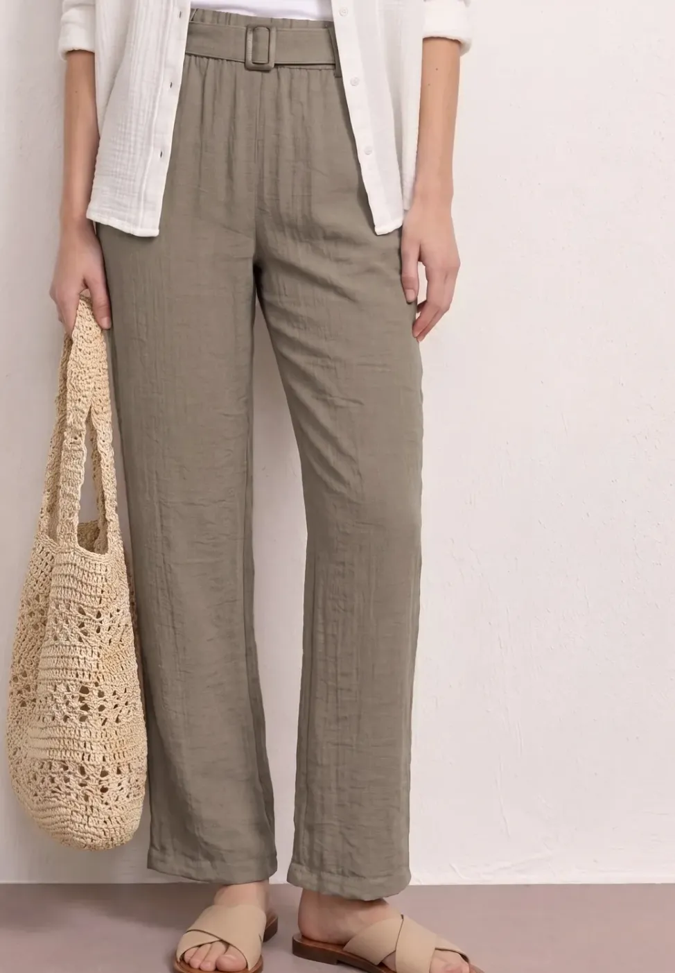 Wide Leg Hose mit Gürtel im Casual Fit