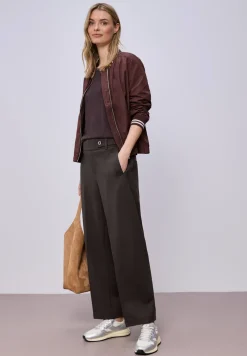 Wide Leg Hose mit Knopfdetail