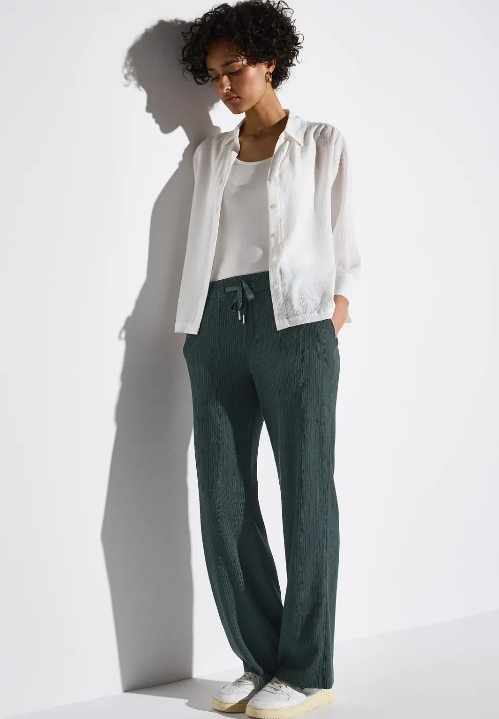 Wide Leg Hose mit Struktur