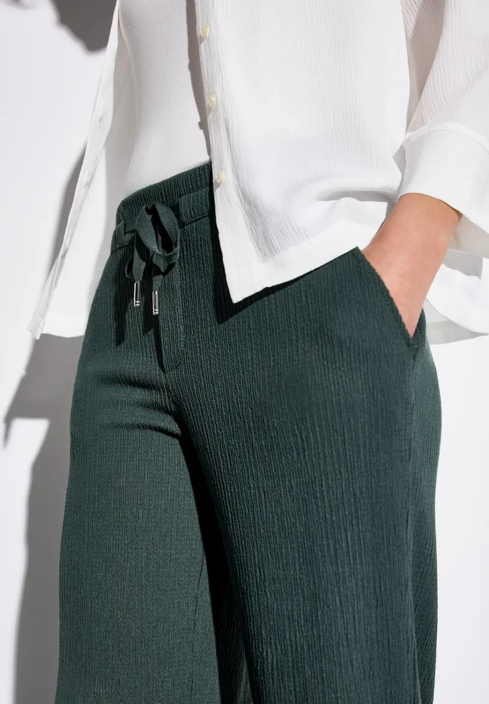 Wide Leg Hose mit Struktur