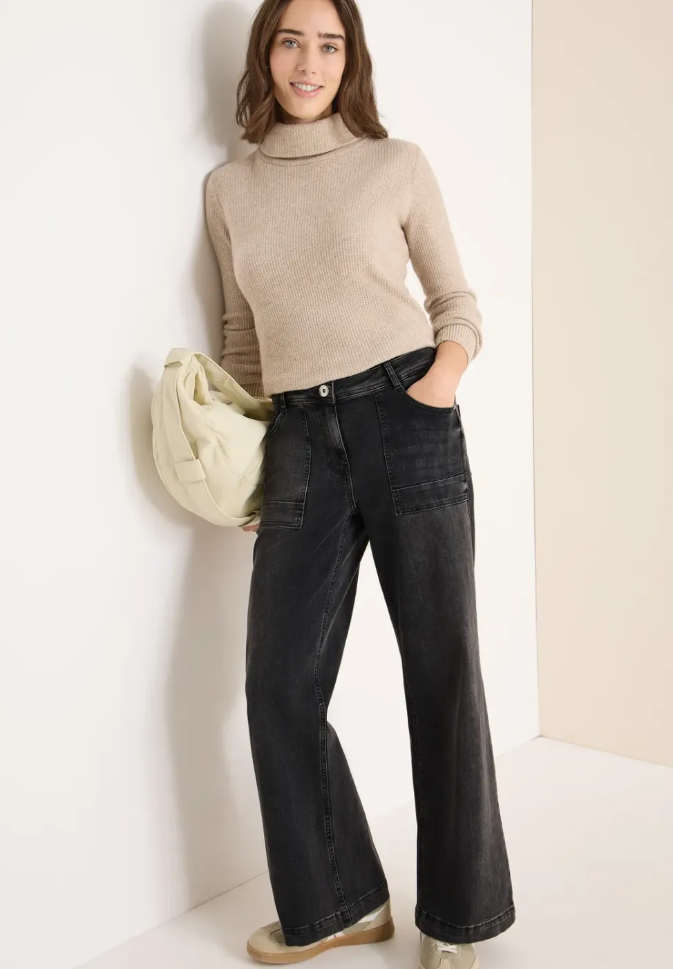 Wide Leg Jeans