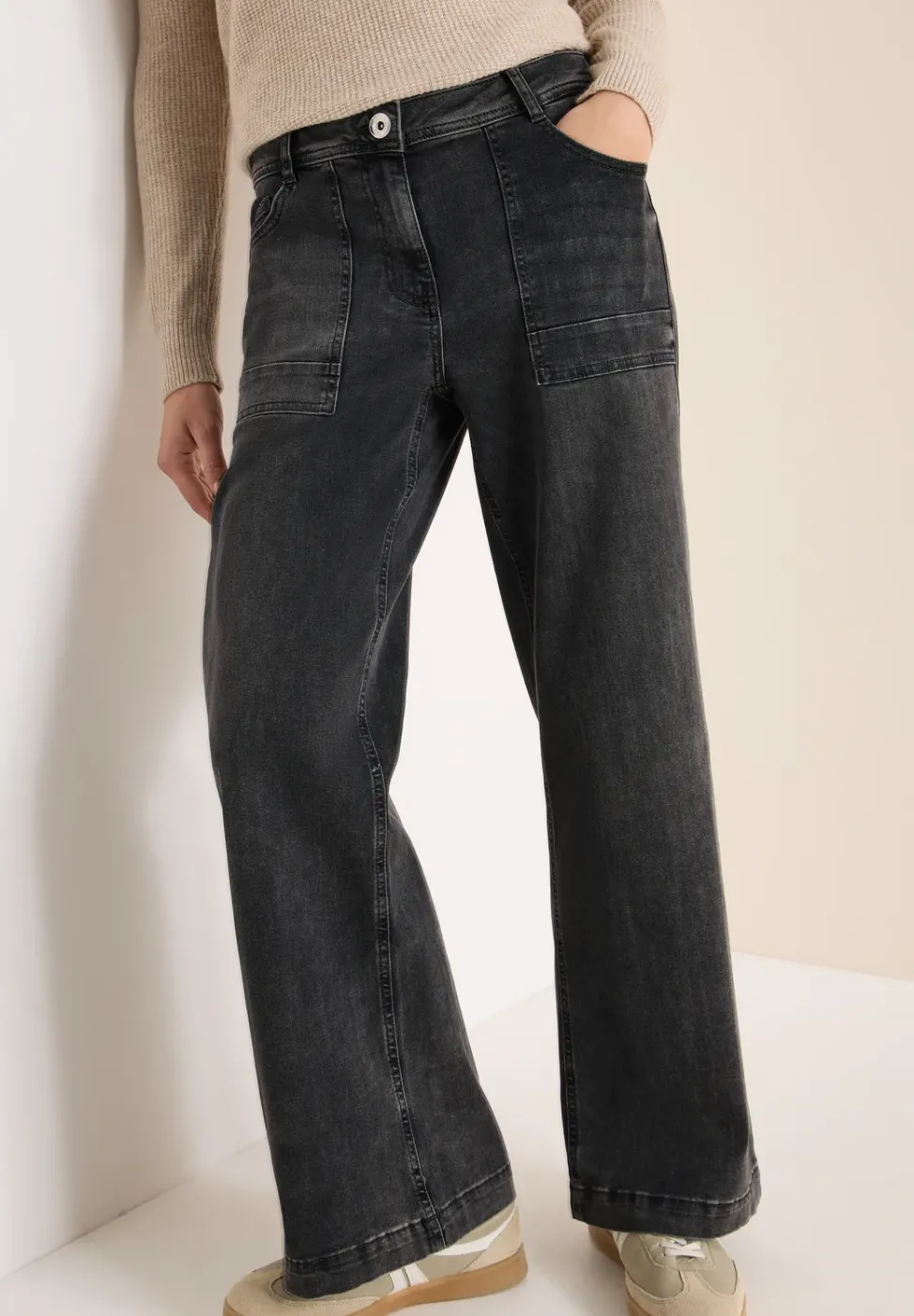 Wide Leg Jeans