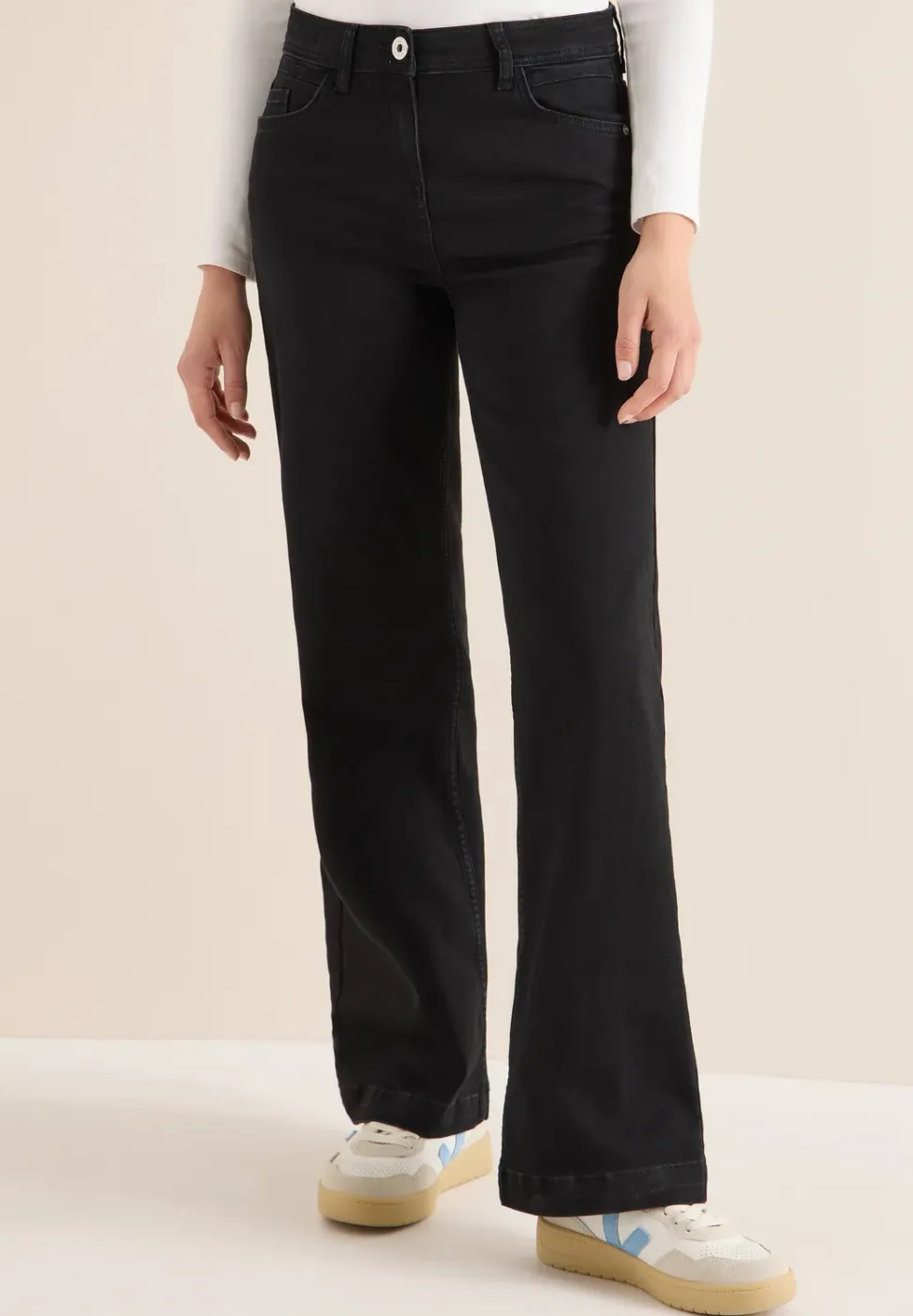 Wide Leg Jeans