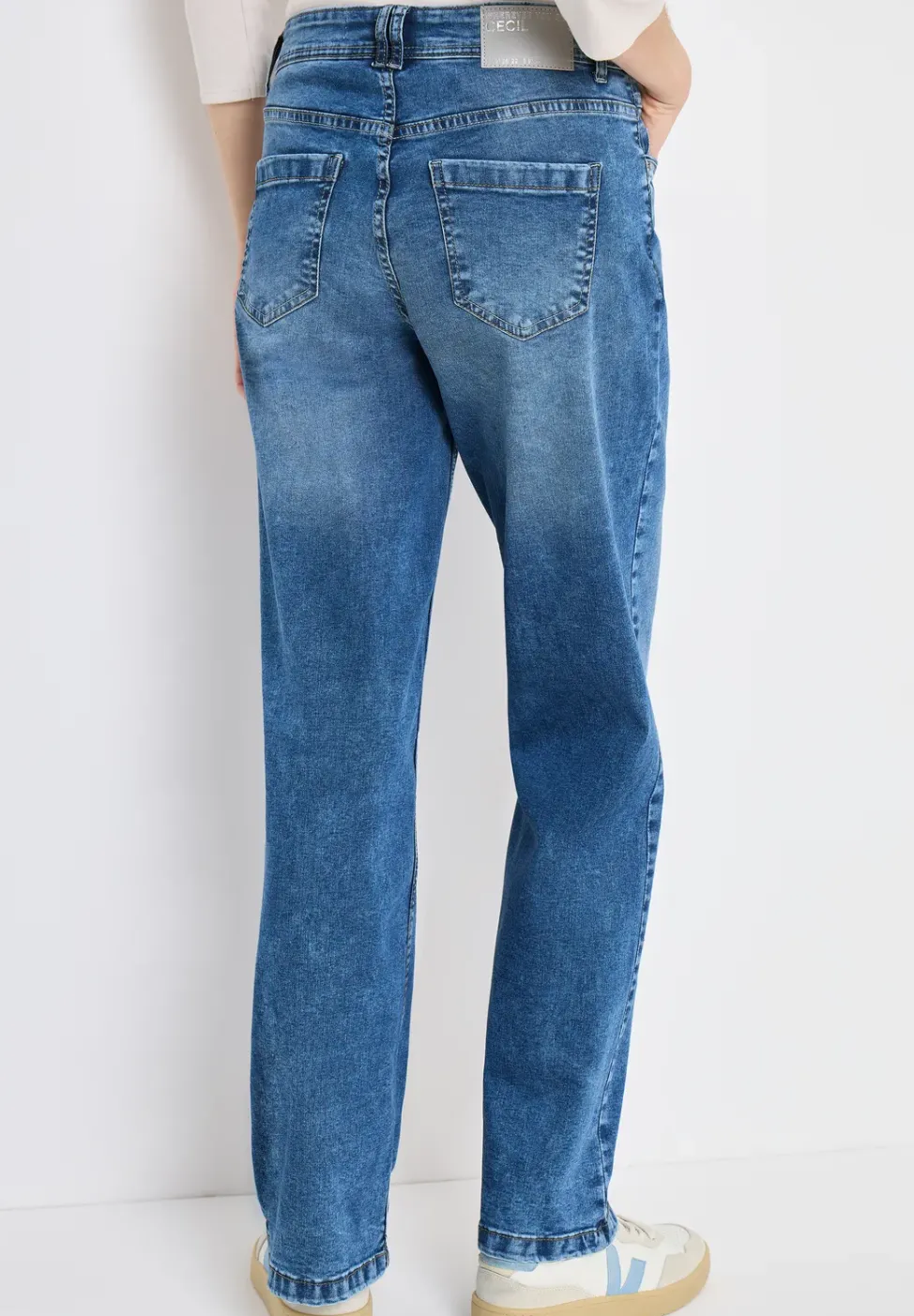 Wide Leg Jeans
