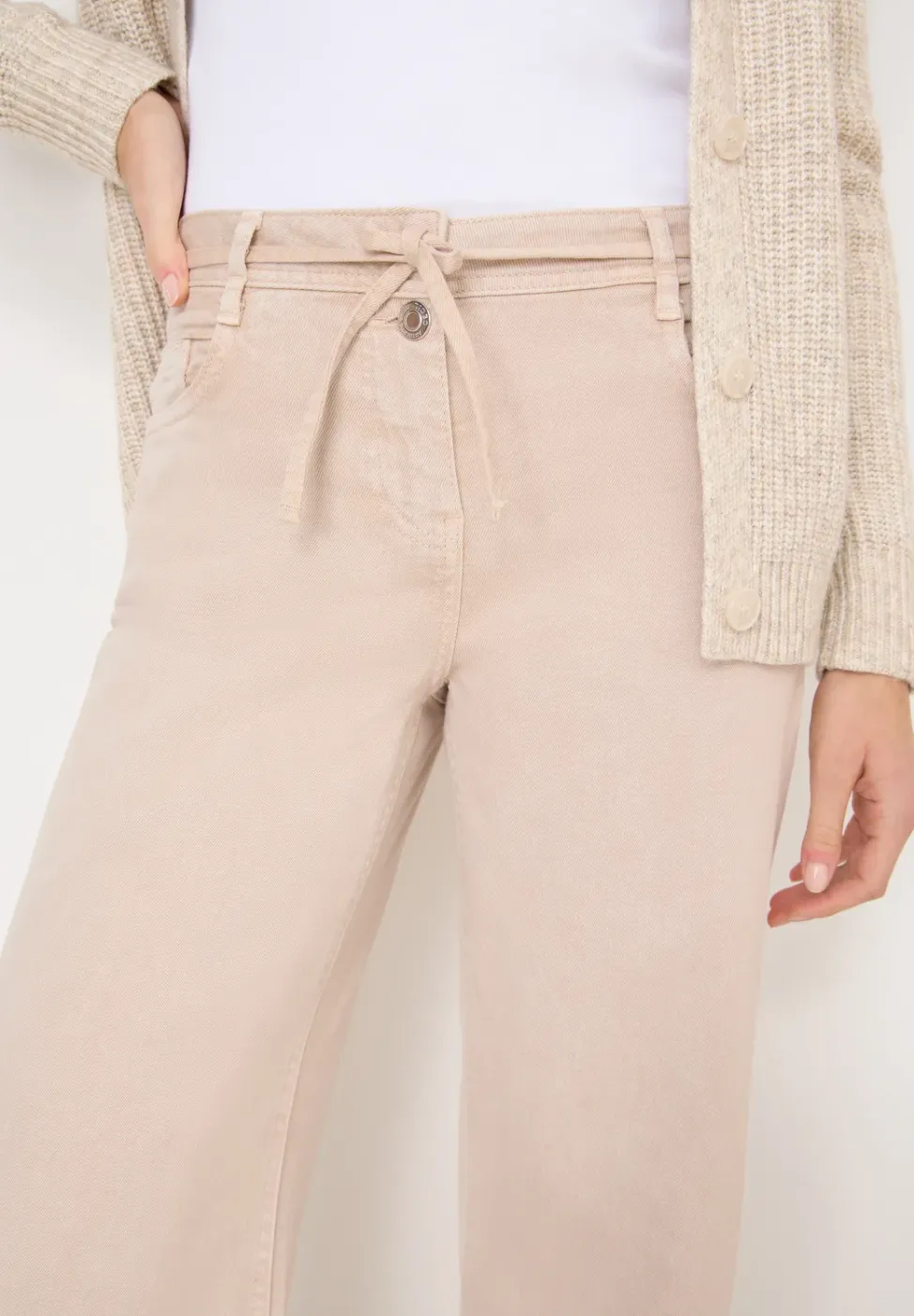 Wide Leg Jeans mit Flare