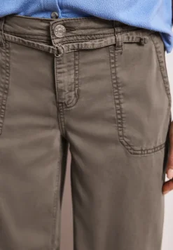 Wide Leg Jeans mit Gürteldetail