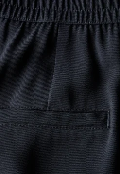 Wide Leg Twill Hose
