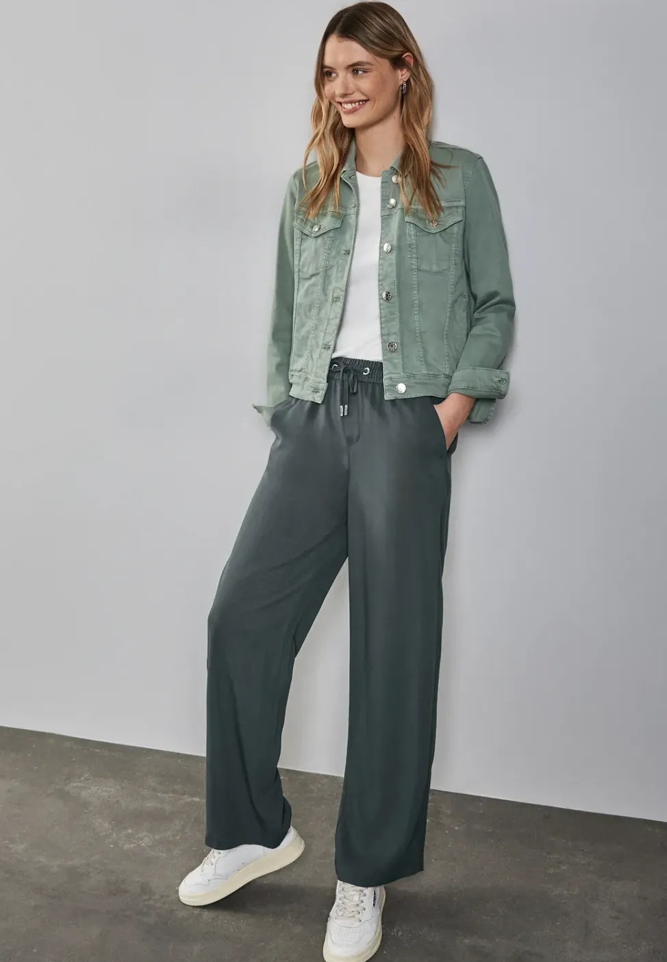 Wide Leg Twill Hose