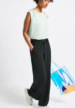 Wide Leg Crepe Hose