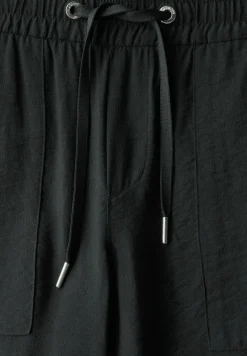 Wide Leg Crepe Hose