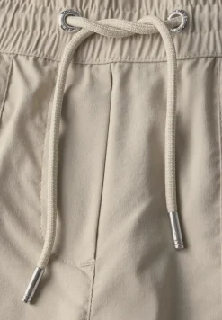 Wide Leg Hose