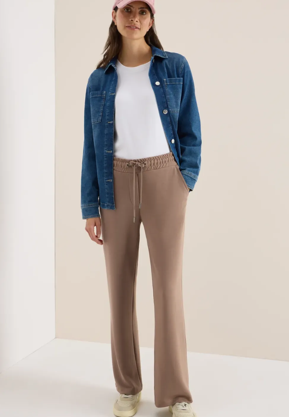 Wide Leg Hose