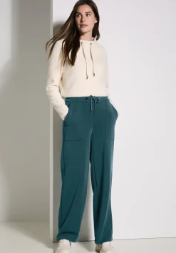 Wide Leg Hose