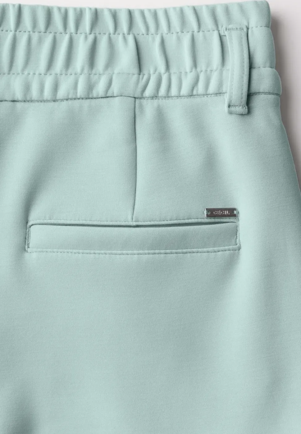 Wide Leg Hose
