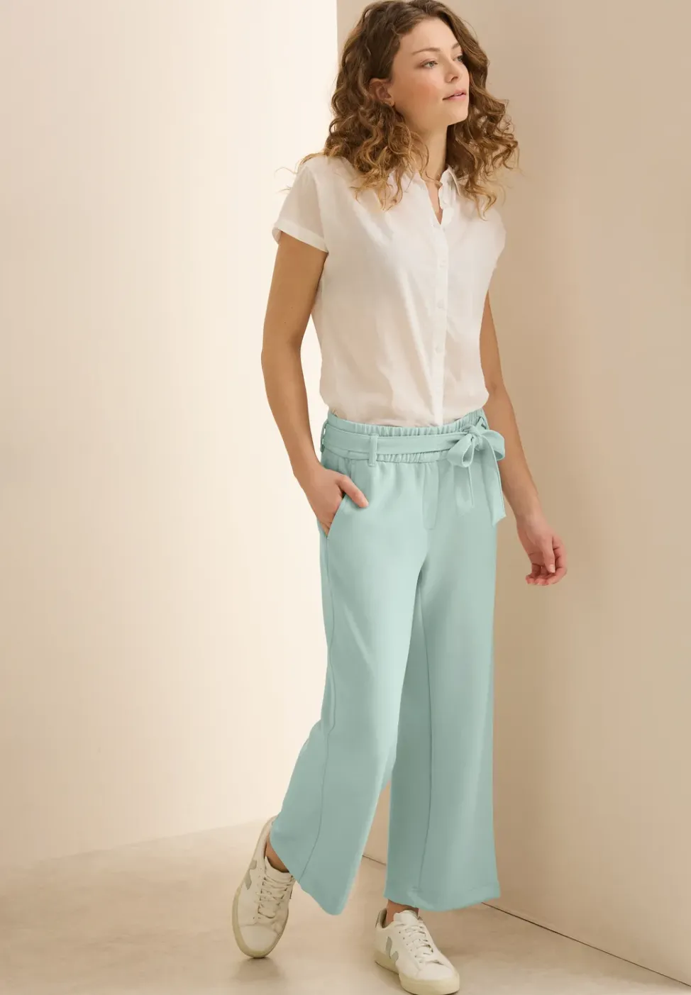 Wide Leg Hose