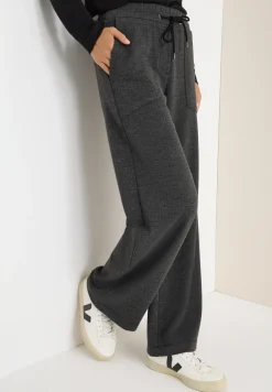 Wide Leg Hose