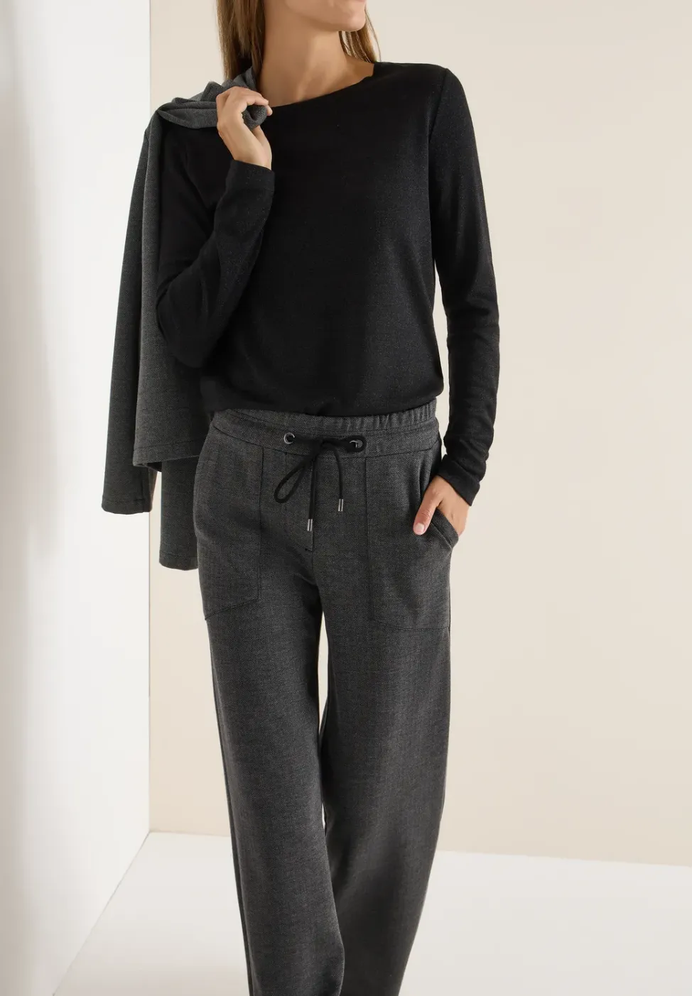 Wide Leg Hose