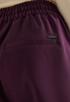 Wide Leg Hose