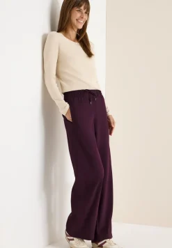Wide Leg Hose