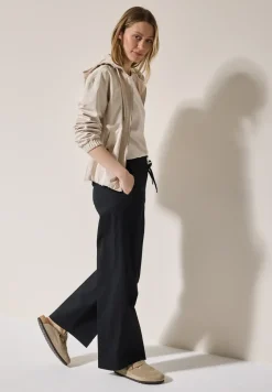 Wide Leg Hose
