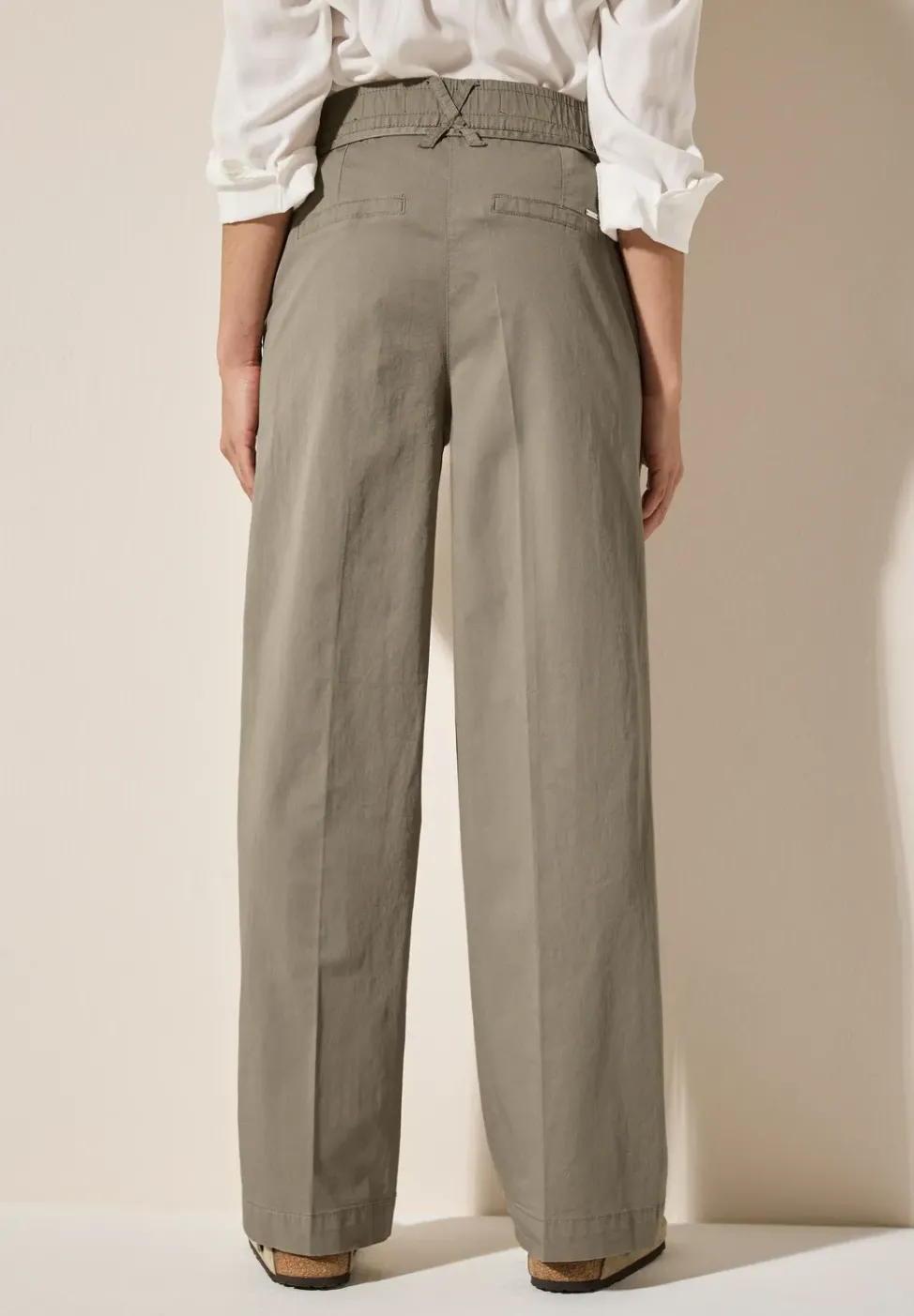 Wide Leg Hose