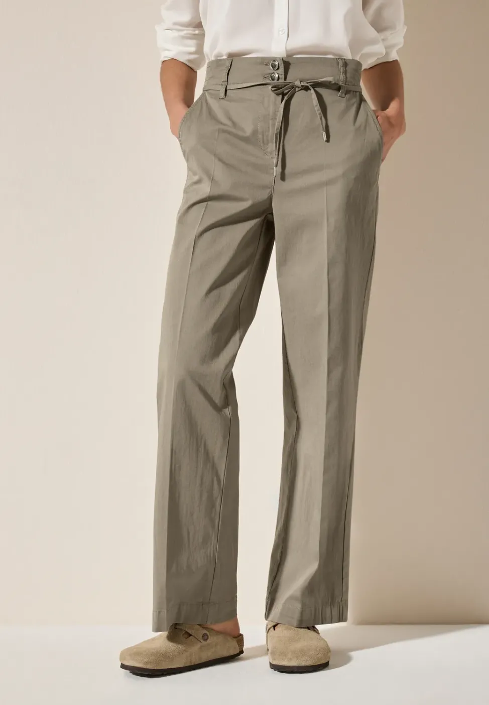 Wide Leg Hose