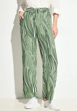 Wide Leg Hose