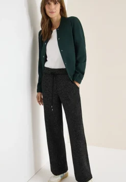 Wide Leg Hose