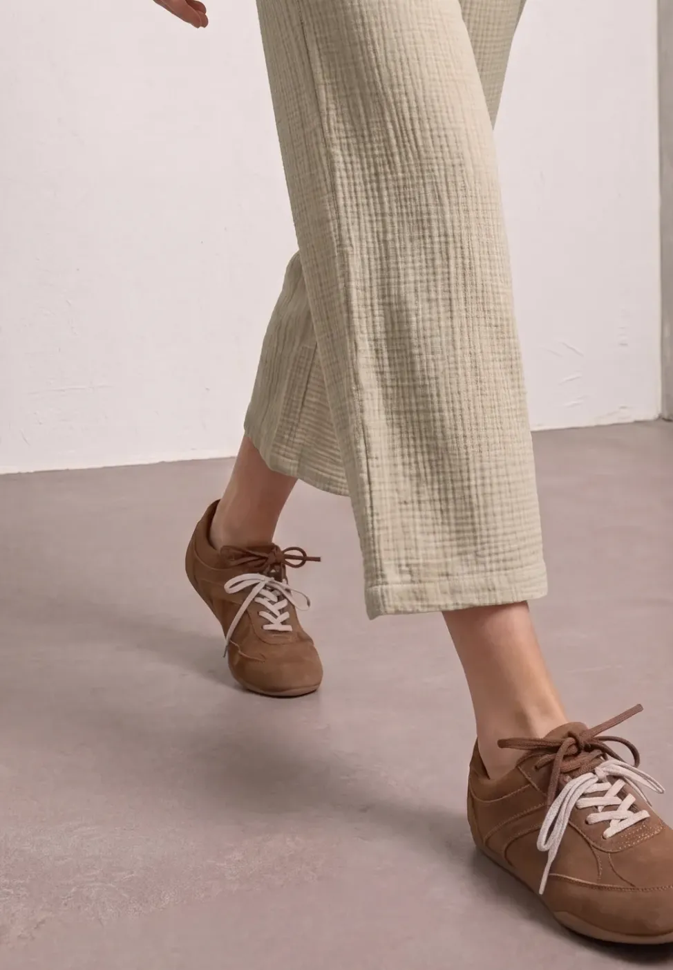 Wide Leg Hose aus Musselin im Loose Fit
