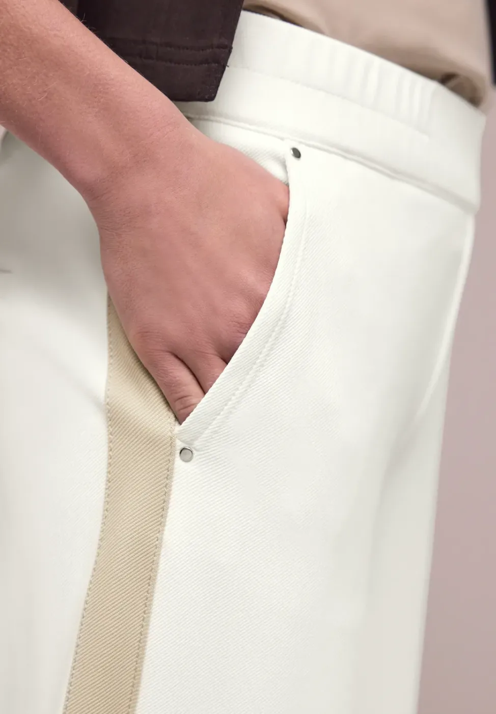 Wide Leg Hose mit Gallonstreifen