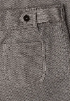 Wide Leg Hose mit Knopfdetails