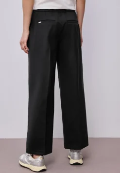 Wide Leg Hose mit Knopfdetail