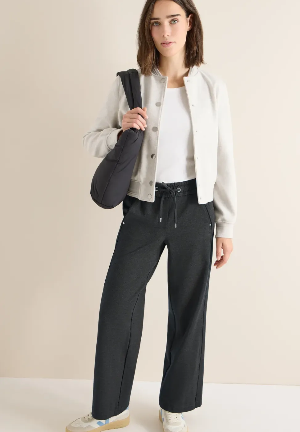 Wide Leg Hose mit Tape