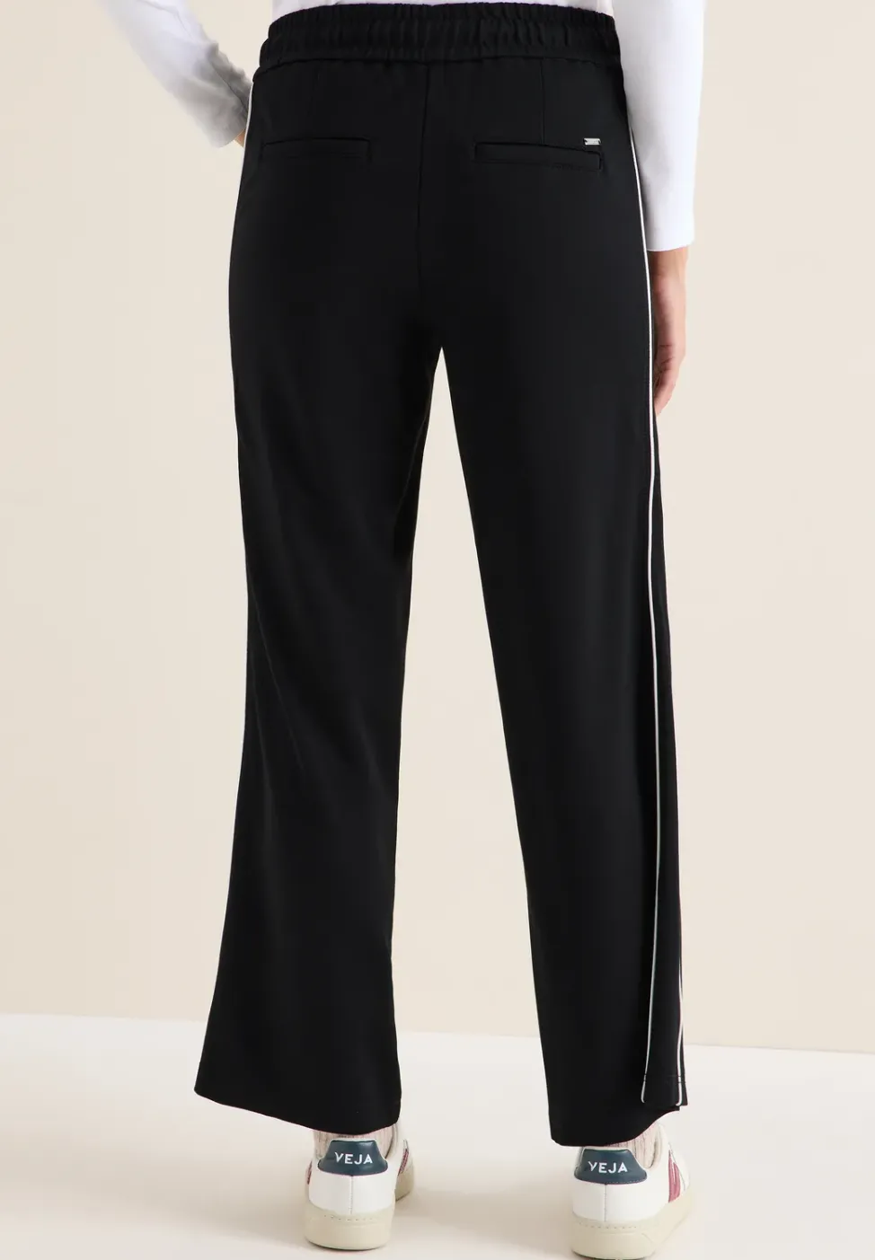 Wide Leg Hose mit Tape
