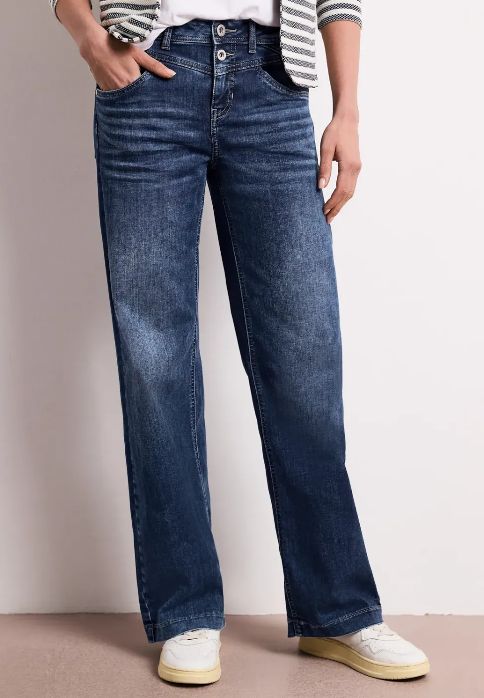 Wide Leg Jeans