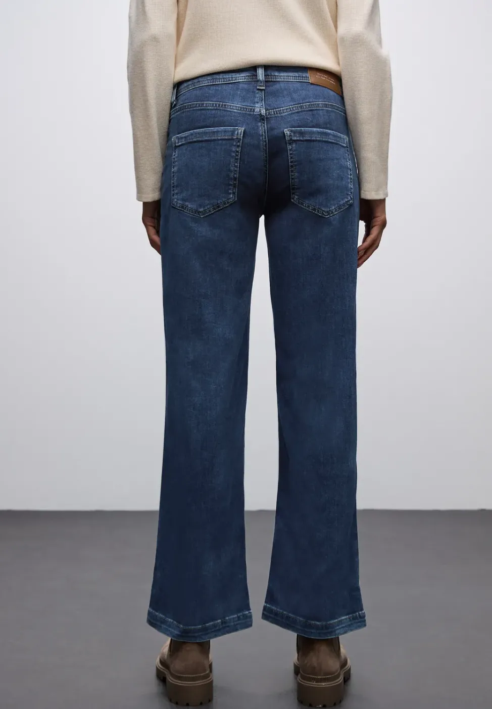 Wide Leg Jeans