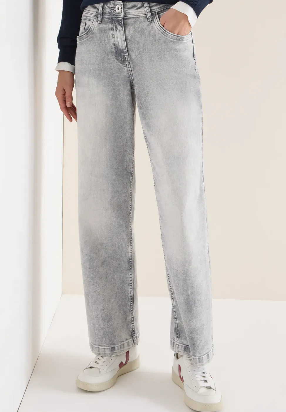 Wide Leg Jeans