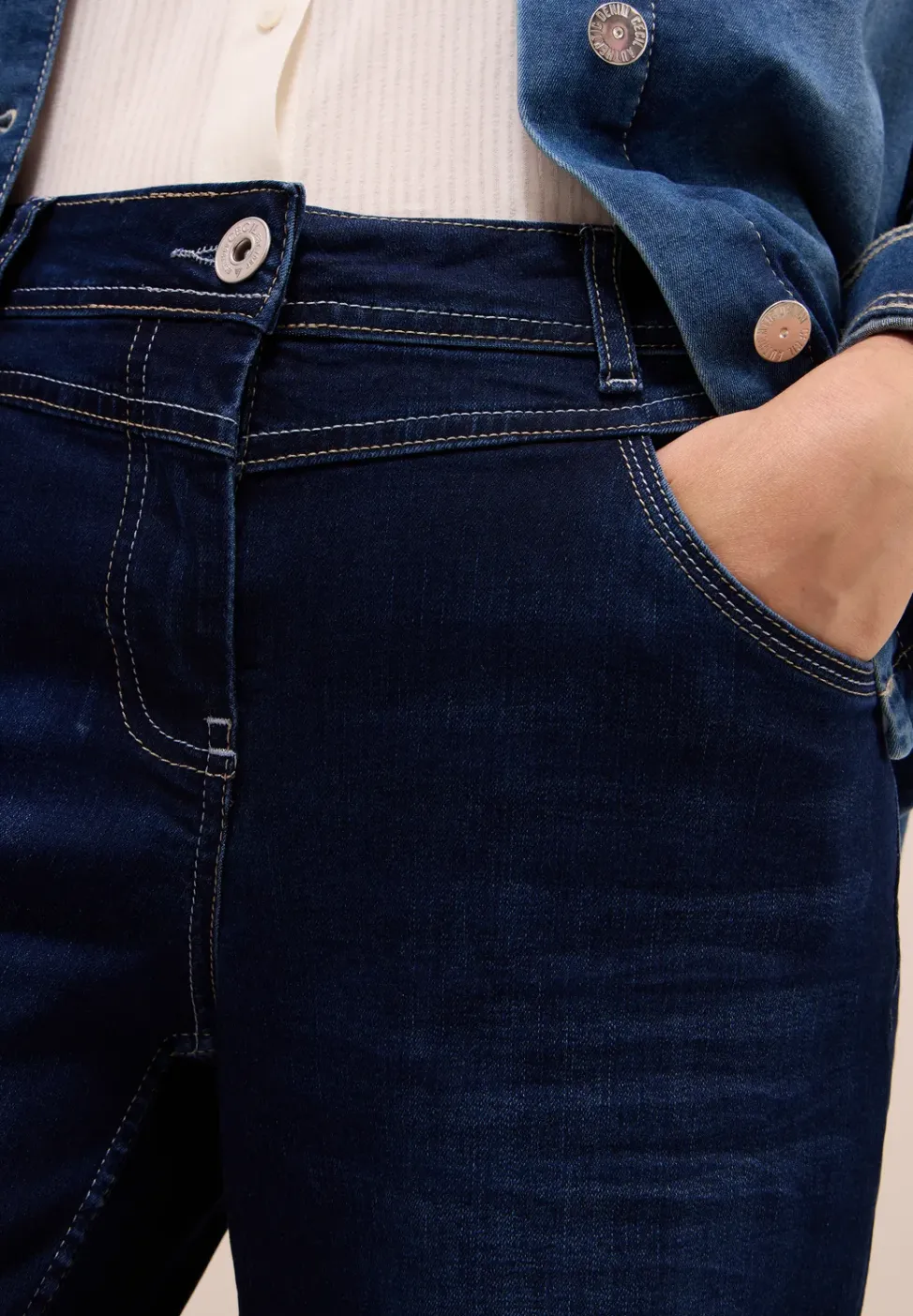 Wide Leg Jeans