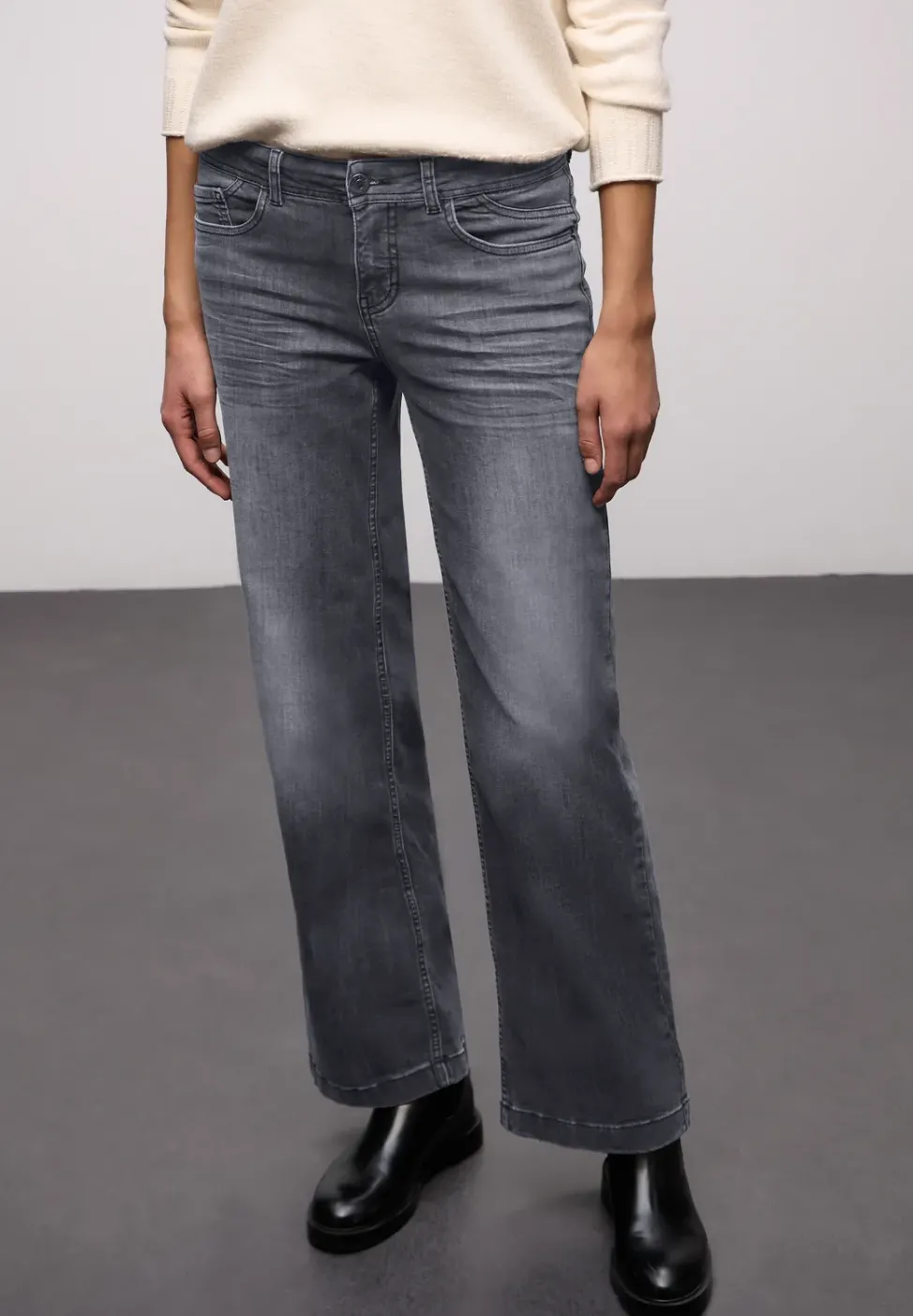 Wide Leg Jeans